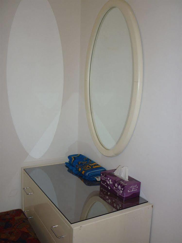 Qurum Hotel 2*
