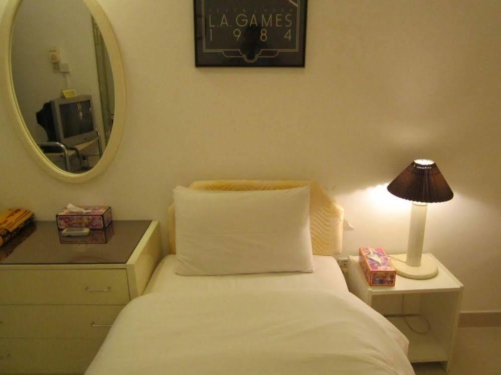 Qurum Hotel 2*